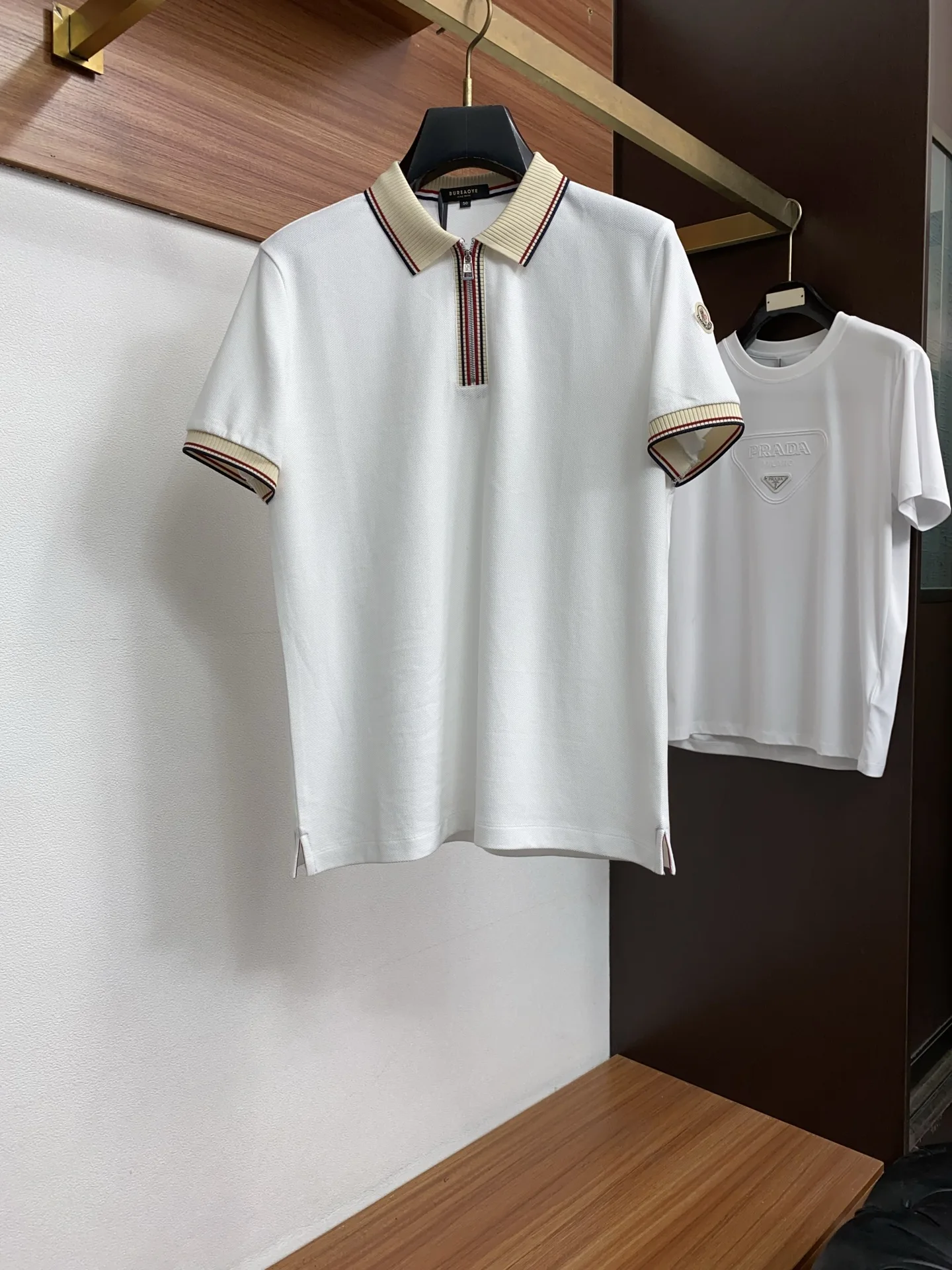 Moncler Spring and Summer New Fine Stripe Pique Business Polo Moncler Spring and Summer New Fine Stripe Pique Business Polo