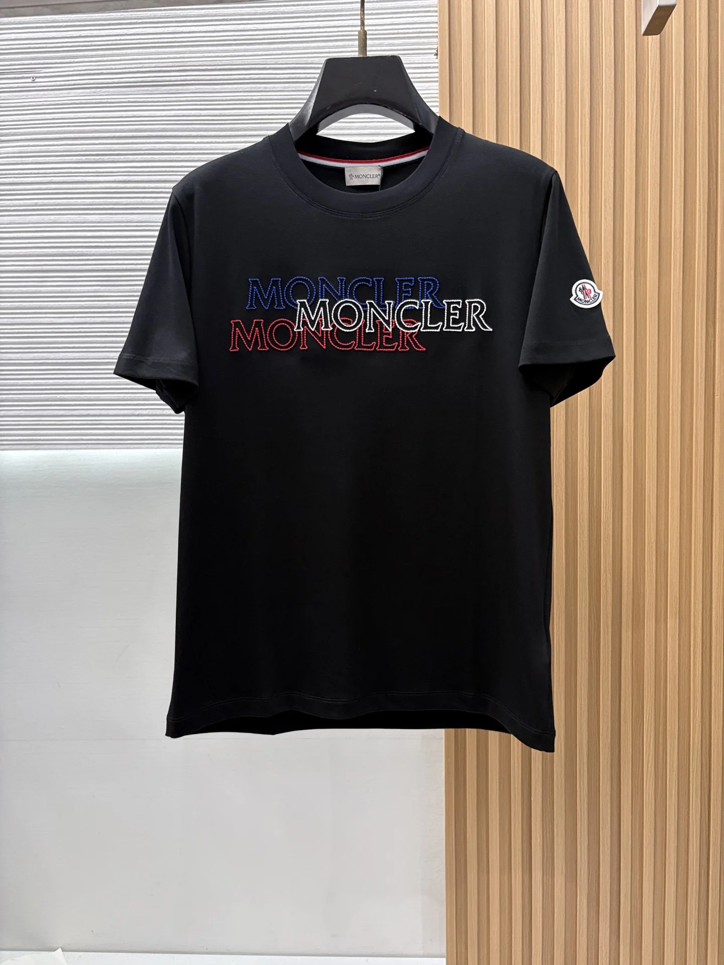 Moncler New Silk Cotton Short Sleeve Moncler New Silk Cotton Short Sleeve