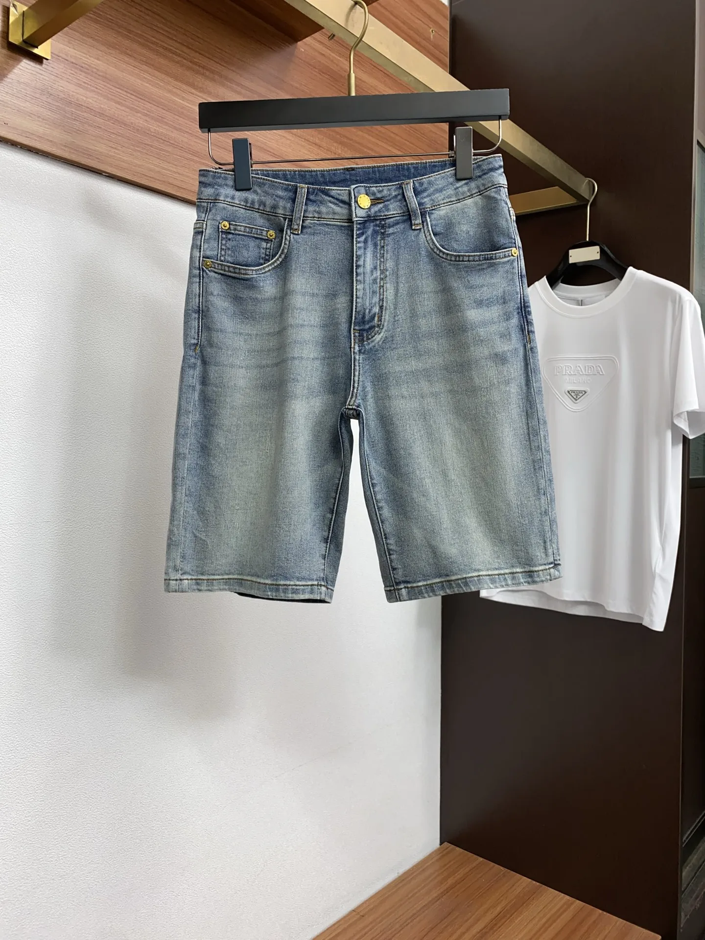 Dolce Gabbana Latest style denim shorts