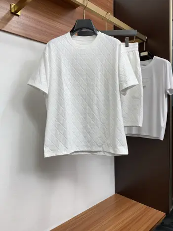 Spring and summer new floral short-sleeve suit. Replica Dior Tshirts and Polos
