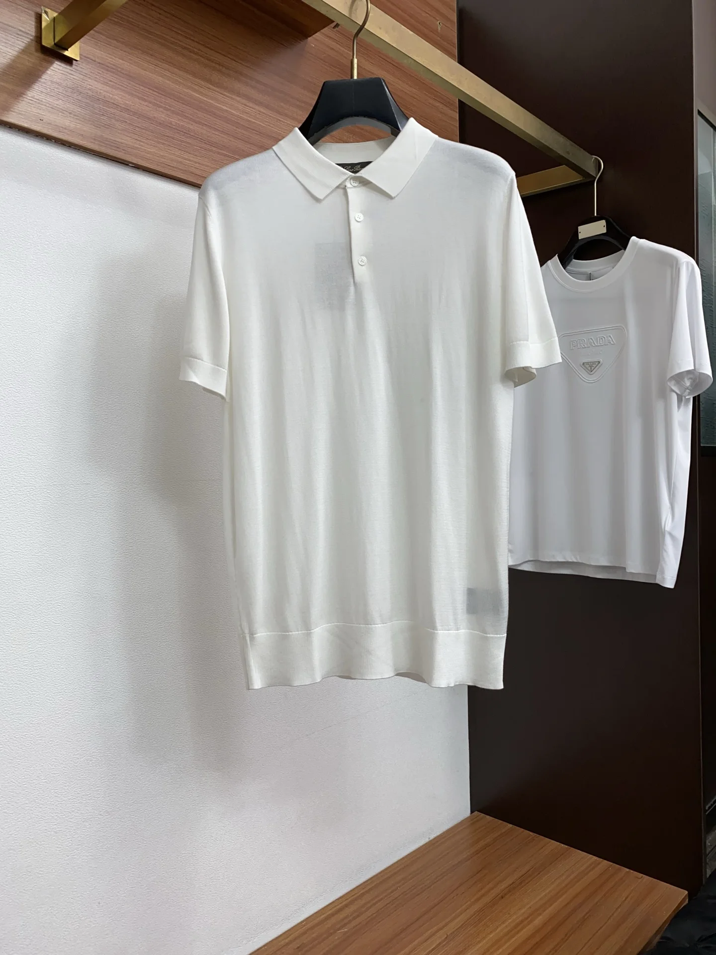 Loro Piana Polo short-sleeve T-shirt with a lapel knit design Loro Piana Polo short-sleeve T-shirt with a lapel knit design