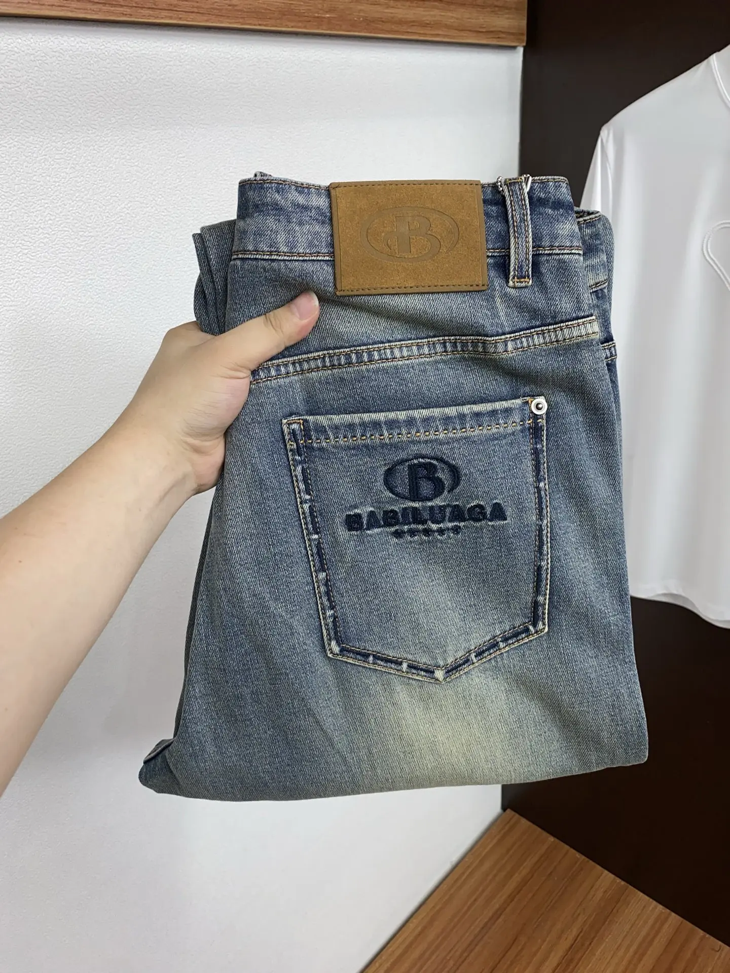 Balenciaga Early spring latest style jeans Balenciaga Early spring latest style jeans