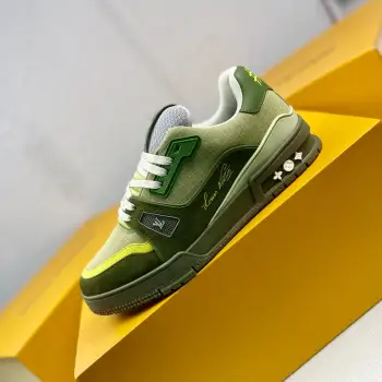 Low-top fashionable sports shoes men s sports shoes Replica Louis Vuitton Mens Sneakers