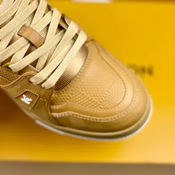 Low-top fashionable sports shoes men s sports shoes Replica Louis Vuitton Mens Sneakers