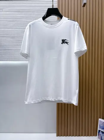 Latest short-sleeve round-neck T-shirt Replica Burberry Tshirts and Polos