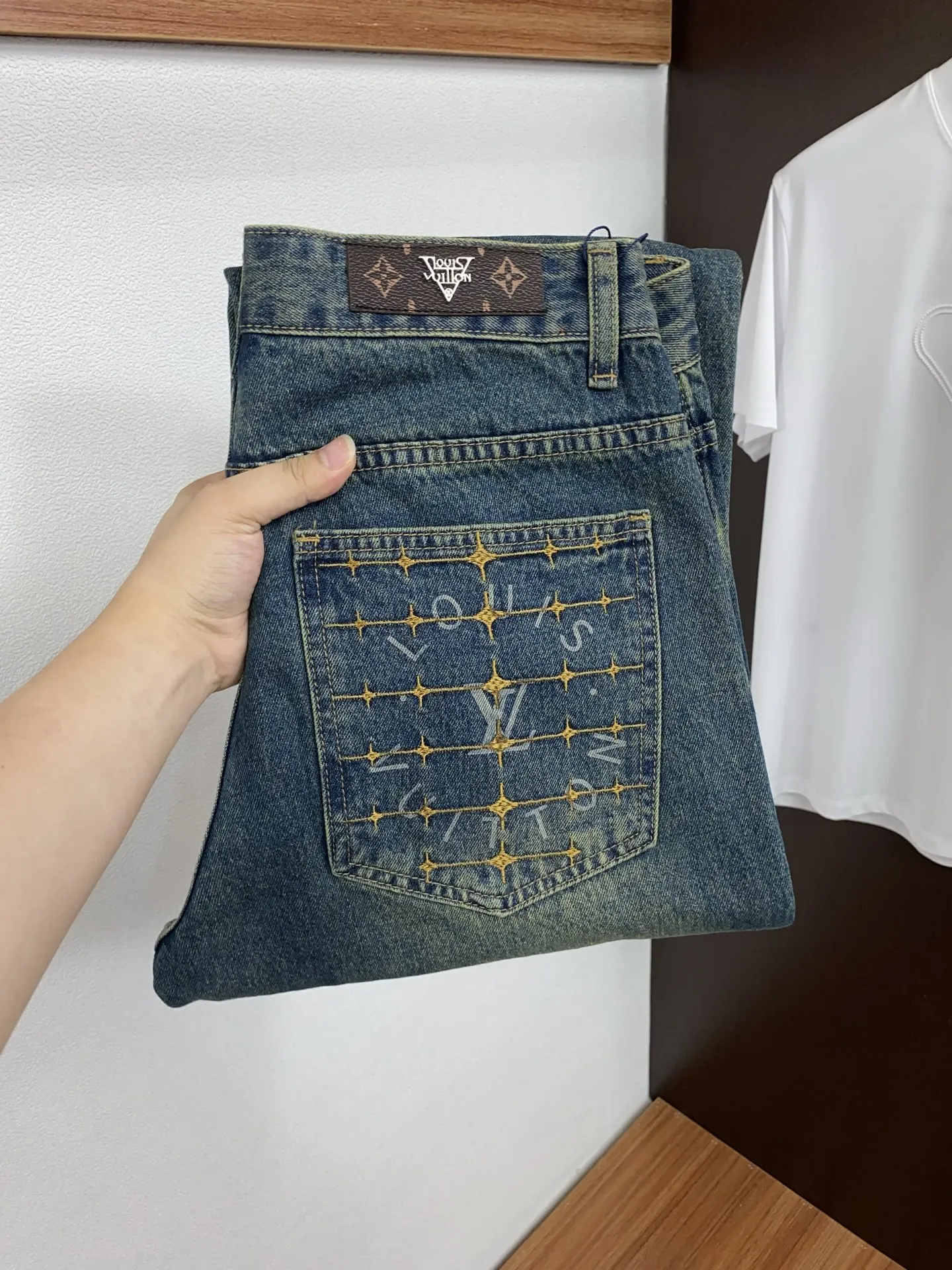 Louis Vuitton Early spring latest style jeans