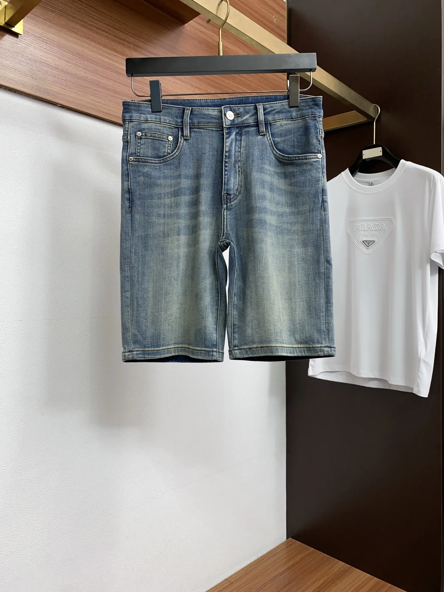 Armani Early spring latest style denim shorts Armani Early spring latest style denim shorts