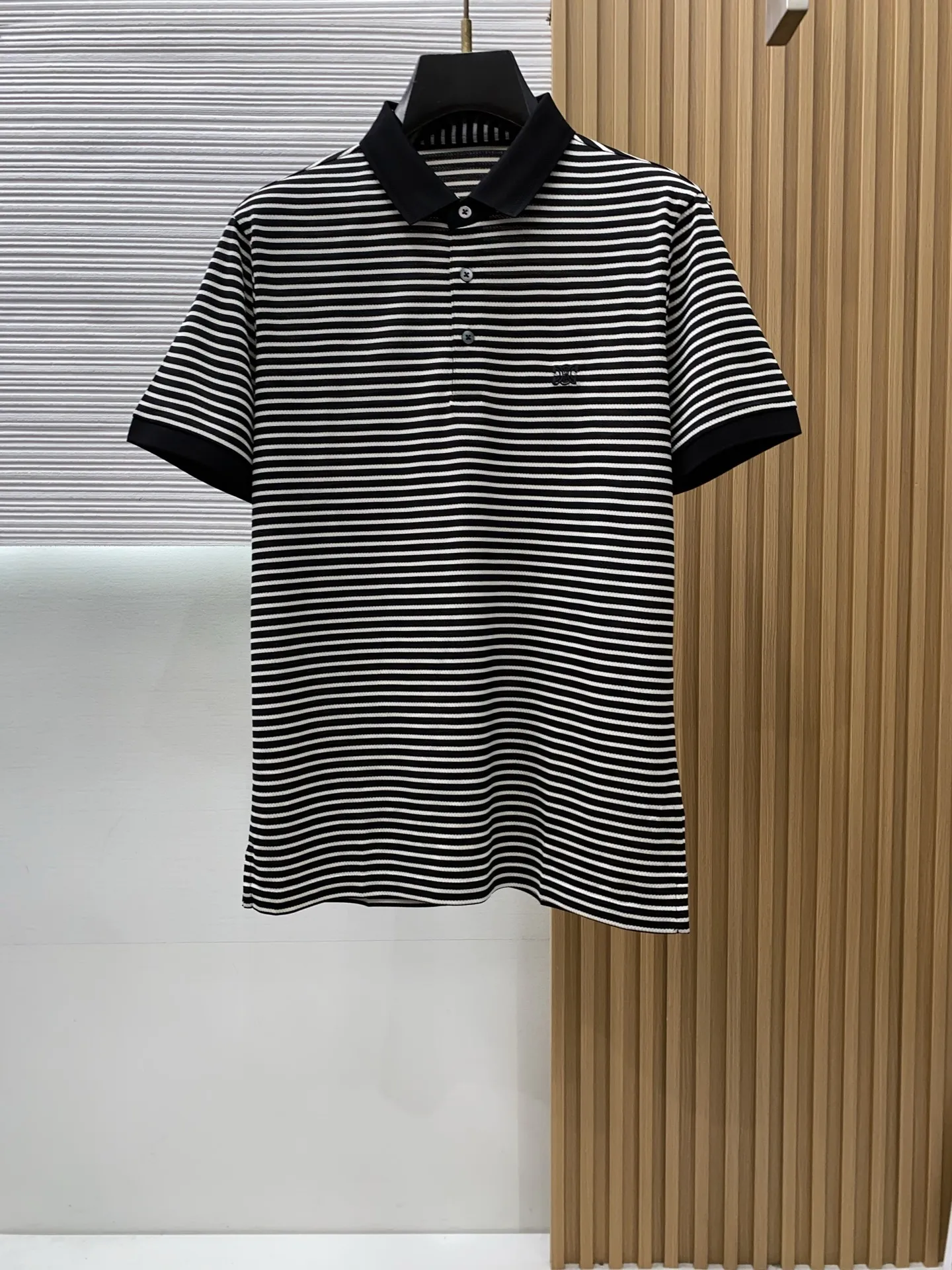 Celine Spring and summer new silk cotton Polo short sleeves Celine Spring and summer new silk cotton Polo short sleeves