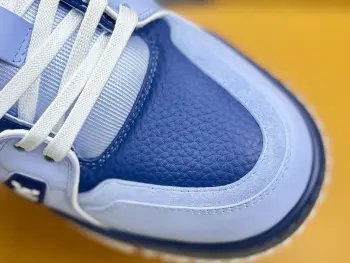 Low-top fashionable sports shoes men s sports shoes Replica Louis Vuitton Mens Sneakers