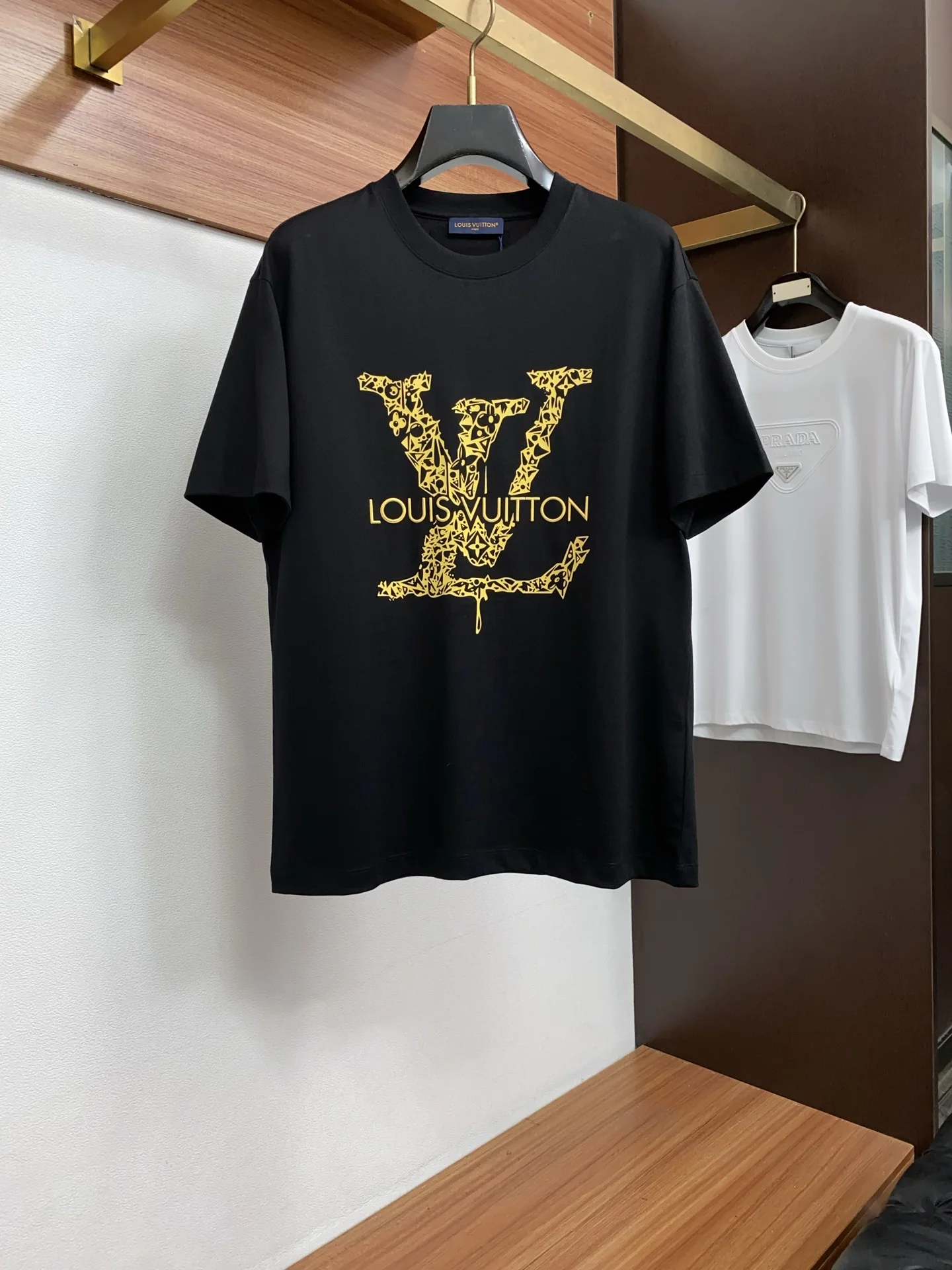 Louis Vuitton Latest short-sleeve round-neck T-shirt