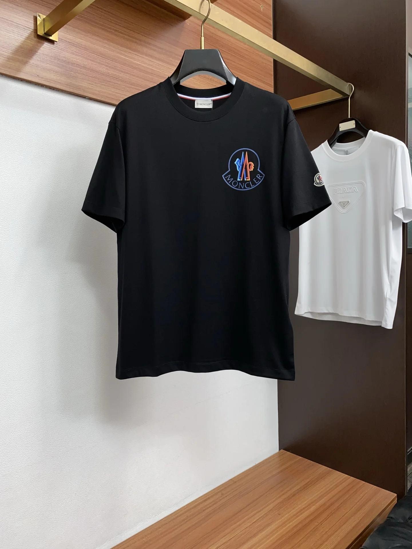 Moncler Latest short-sleeve round-neck T-shirt