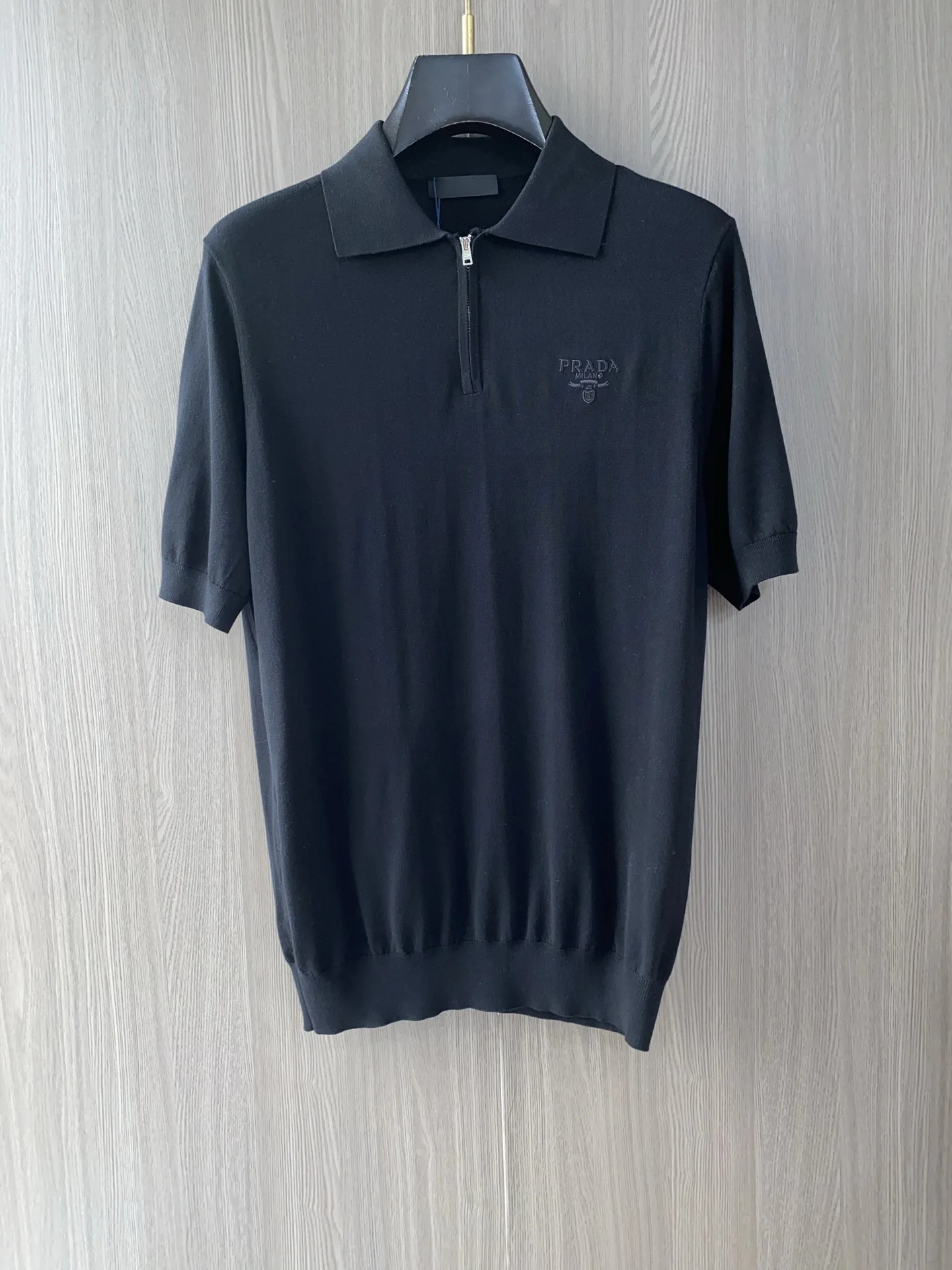 Prada Spring and Summer New Fine Stripe Pique Business Polo