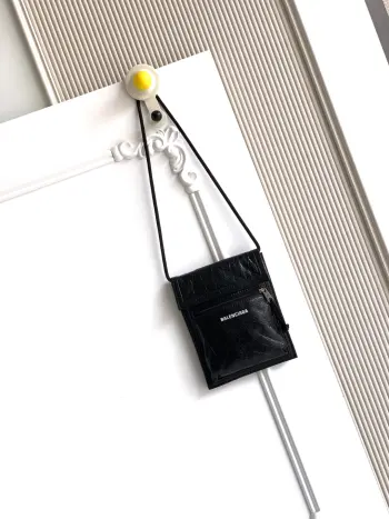 New Style Crossbody/Waist Bag/Cigarette Bag Women s Crossbody Bag Replica Balenciaga womens bags