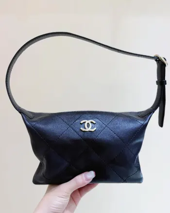 AS6138 Vegetable Basket Underarm Bag Women s Shoulder Bag Replica Chanel womens bags