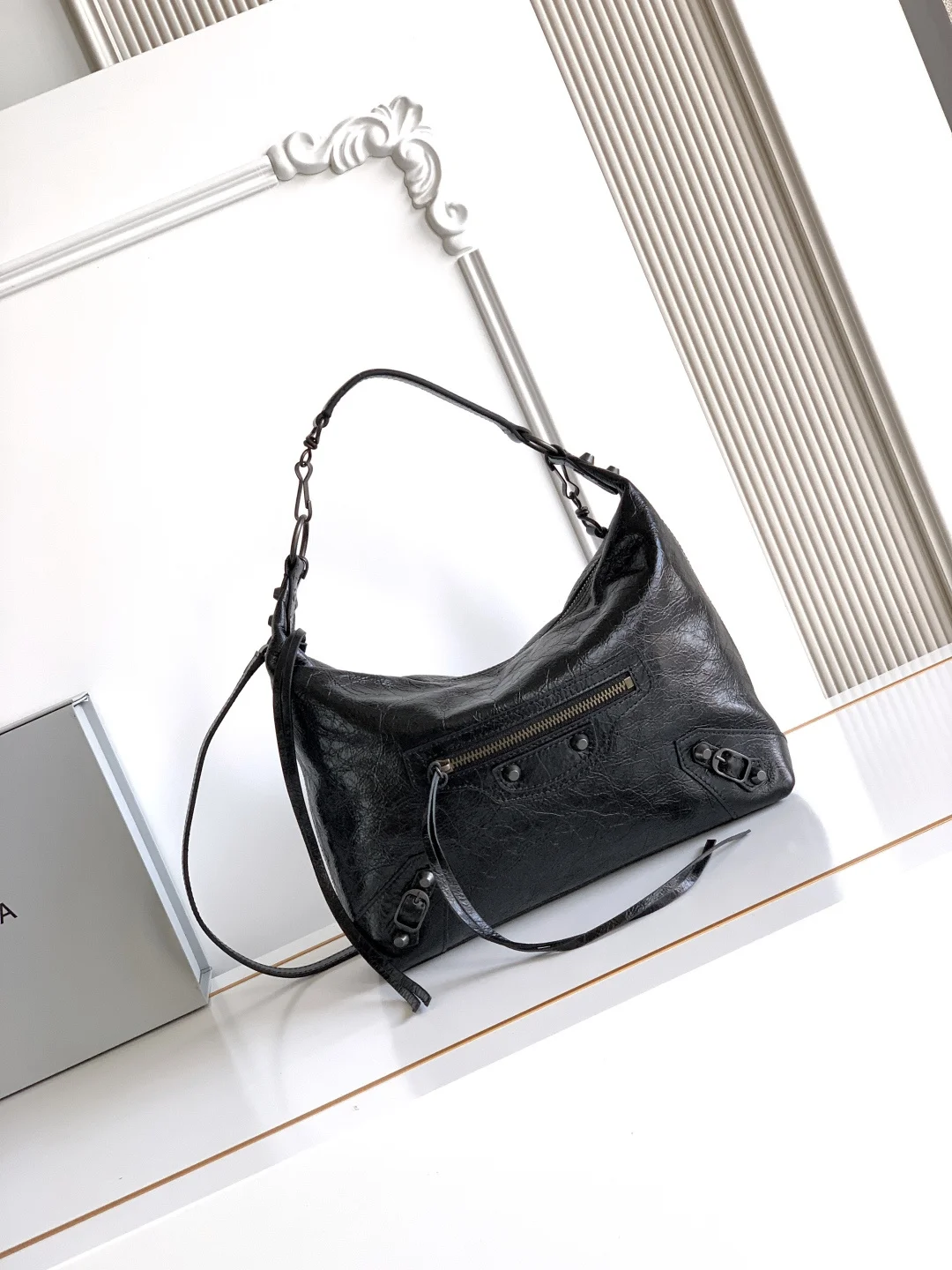 Balenciaga 2029 New Camera Bag Women s Crossbody Bag