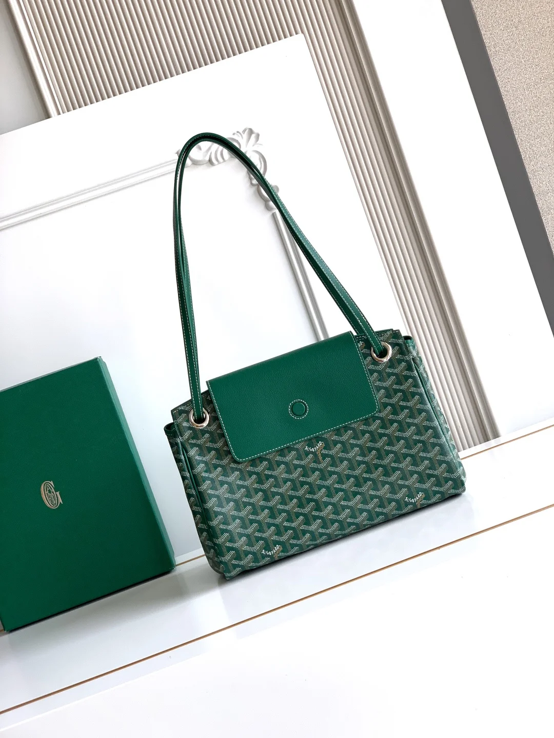 Goyard 6685 Foldable Leather Flap Bag Women s Shoulder Bag Goyard 6685 Foldable Leather Flap Bag Women s Shoulder Bag