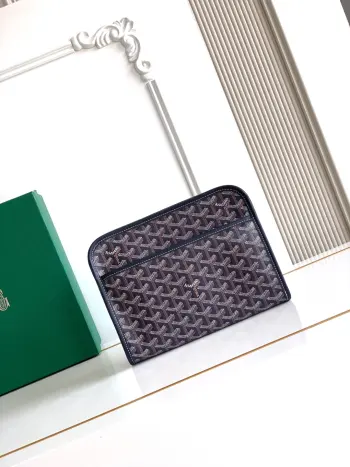 2302 Medium Toiletry Bag Men s Clutch Bag Replica Goyard mens bags