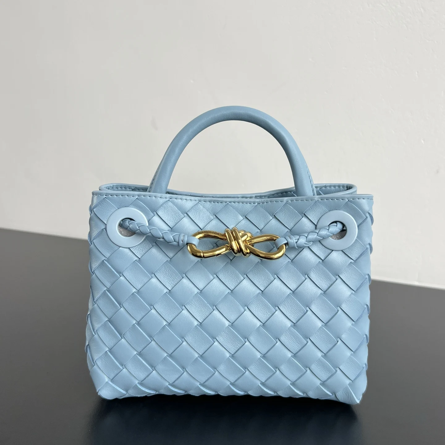 Bottega Veneta 874957 New Woven Flap Handbag Women s Crossbody Bag Bottega Veneta 874957 New Woven Flap Handbag Women s Crossbody Bag