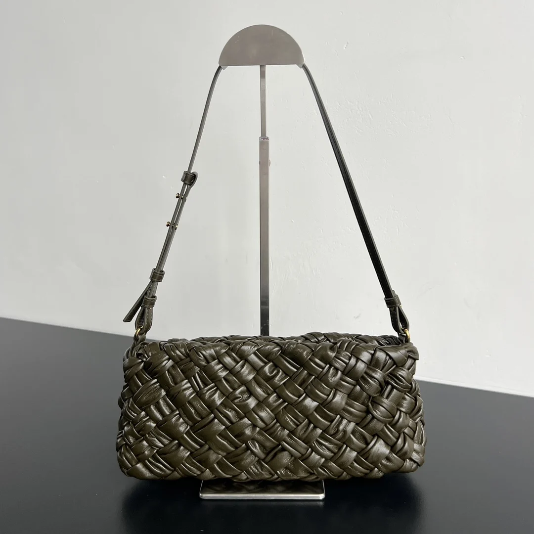 Bottega Veneta 785780 Woven Underarm Bag Women s Crossbody Bag