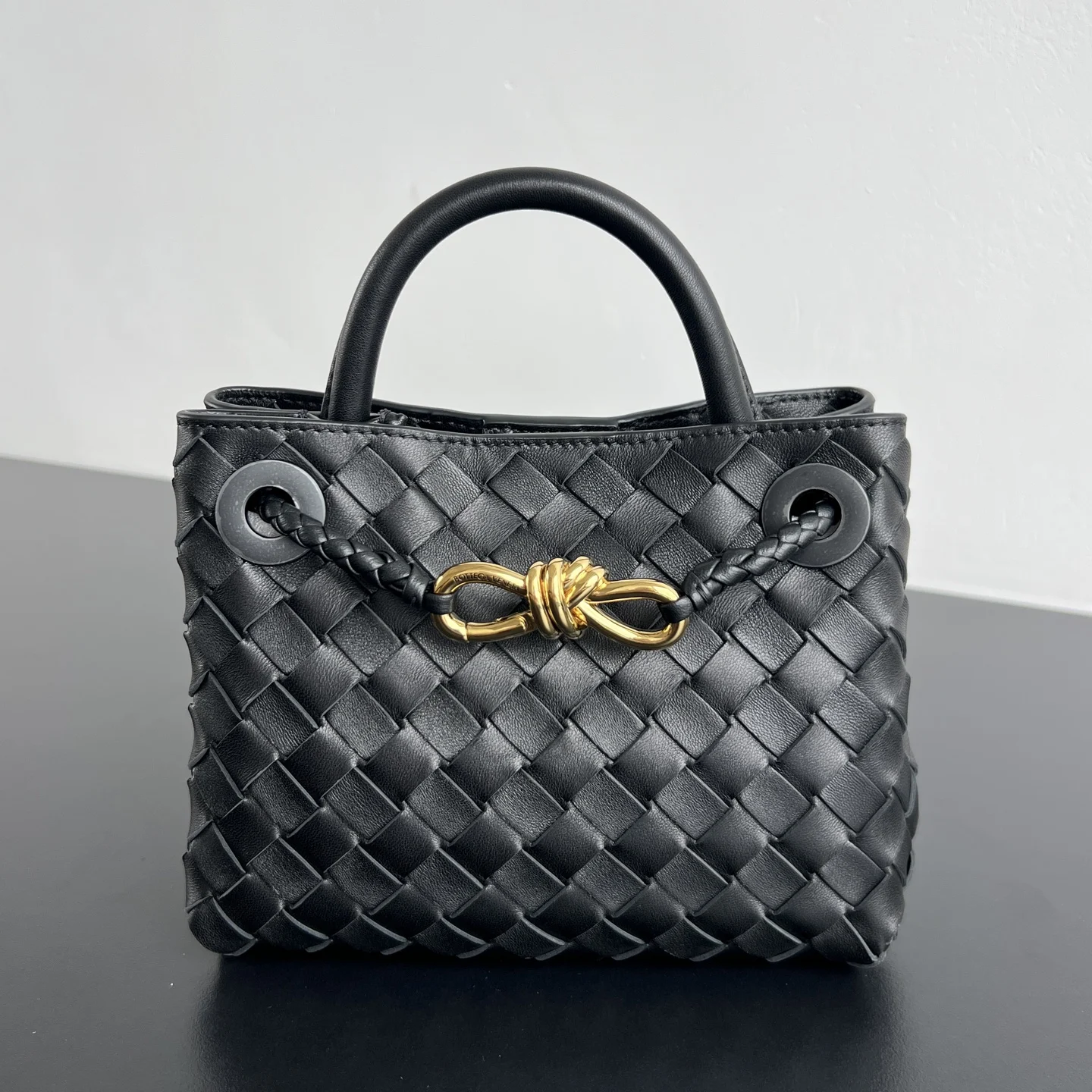 Bottega Veneta 874957 Mini Handbag New Woven Women s Crossbody Bag