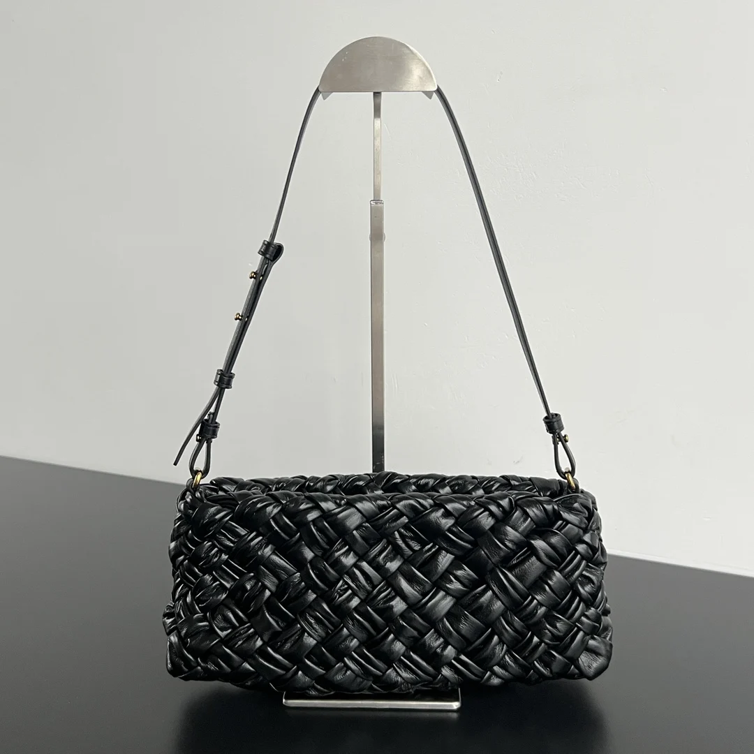 Bottega Veneta 785780 Woven Underarm Bag Women s Crossbody Bag