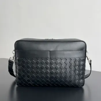 843857 New Double Pocket Camera Bag Men s Crossbody Bag Replica Bottega Veneta mens bags