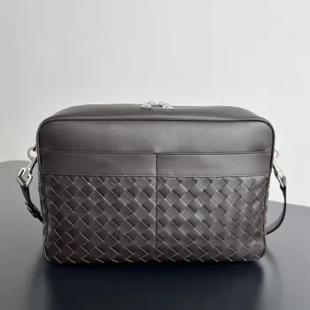 843857 New Double Pocket Camera Bag Men s Crossbody Bag Replica Bottega Veneta mens bags