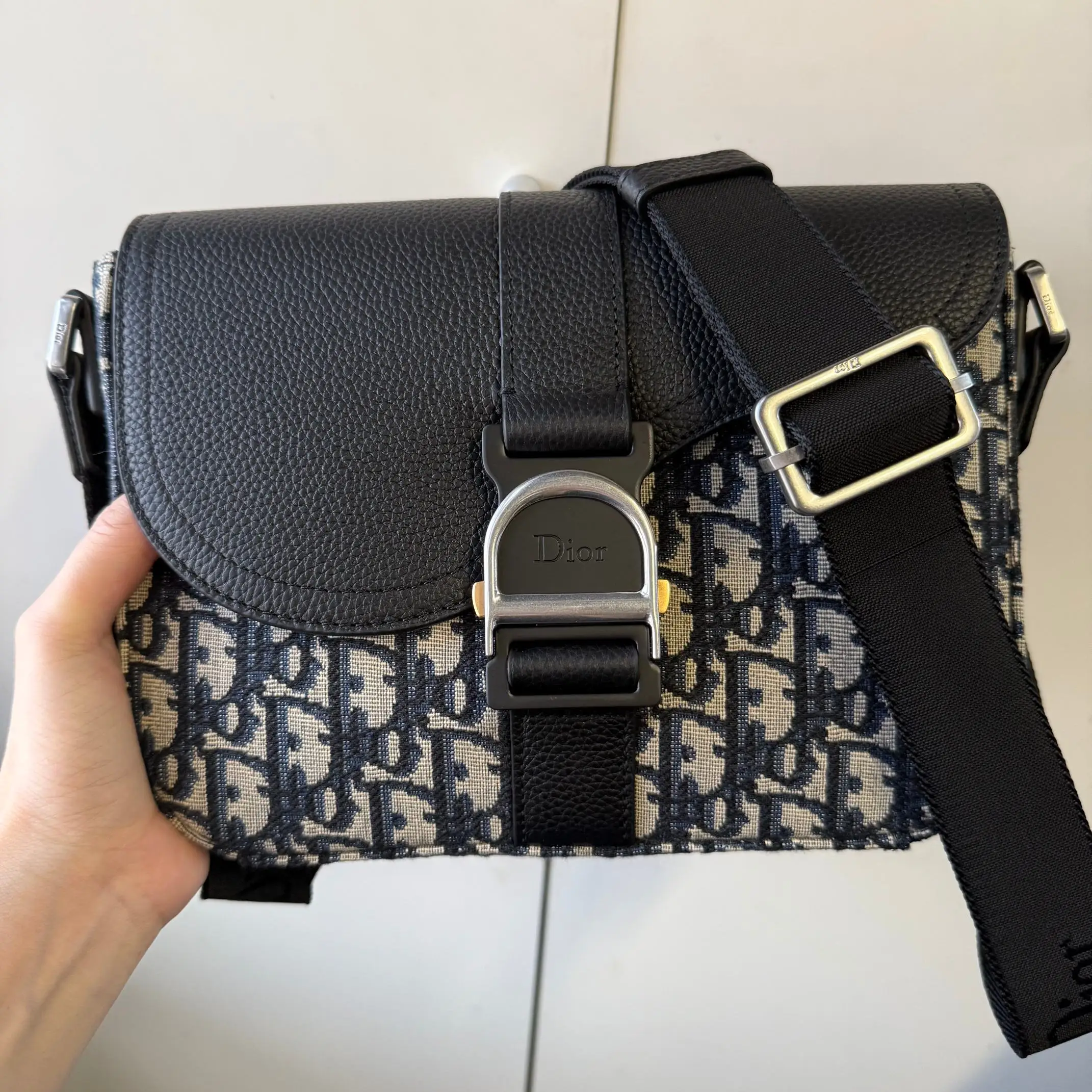 Dior Saddle Flap Messenger Bag Men s Crossbody Bag