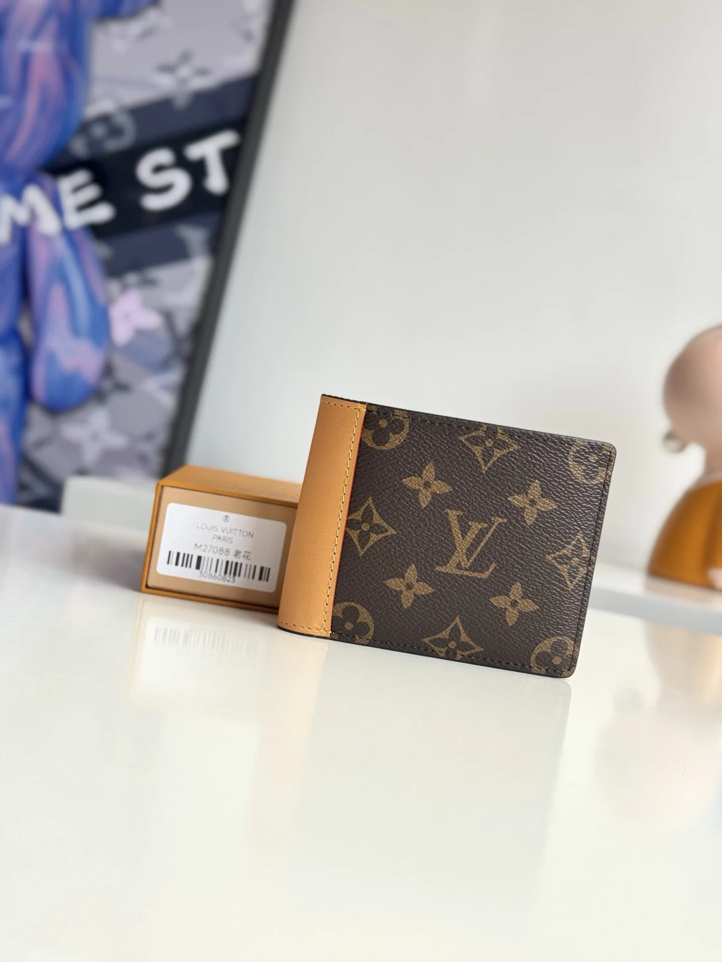 LV M27088 小牛皮手包 钱包 LV M27088 小牛皮手包 钱包