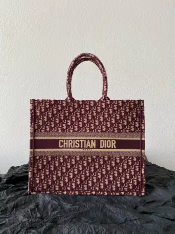 Old Flower Red Shopping Bag Women s Handbag Replica Dior womens bags