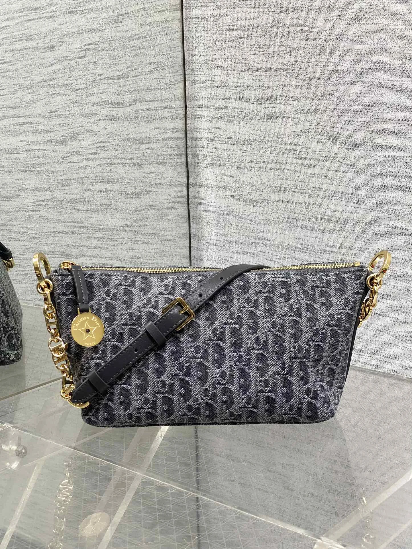Dior Latest dark gray denim lunch box bag women s crossbody bag Dior Latest dark gray denim lunch box bag women s crossbody bag