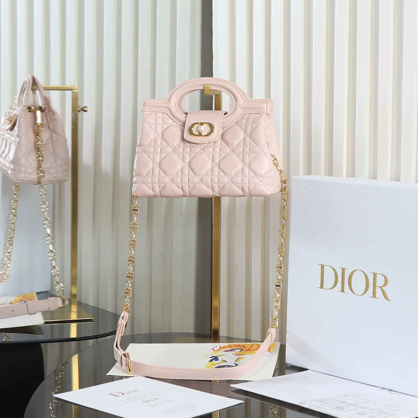 Dior S3123 Early Spring New Chain Handbag Women s Crossbody Bag Dior S3123 Early Spring New Chain Handbag Women s Crossbody Bag
