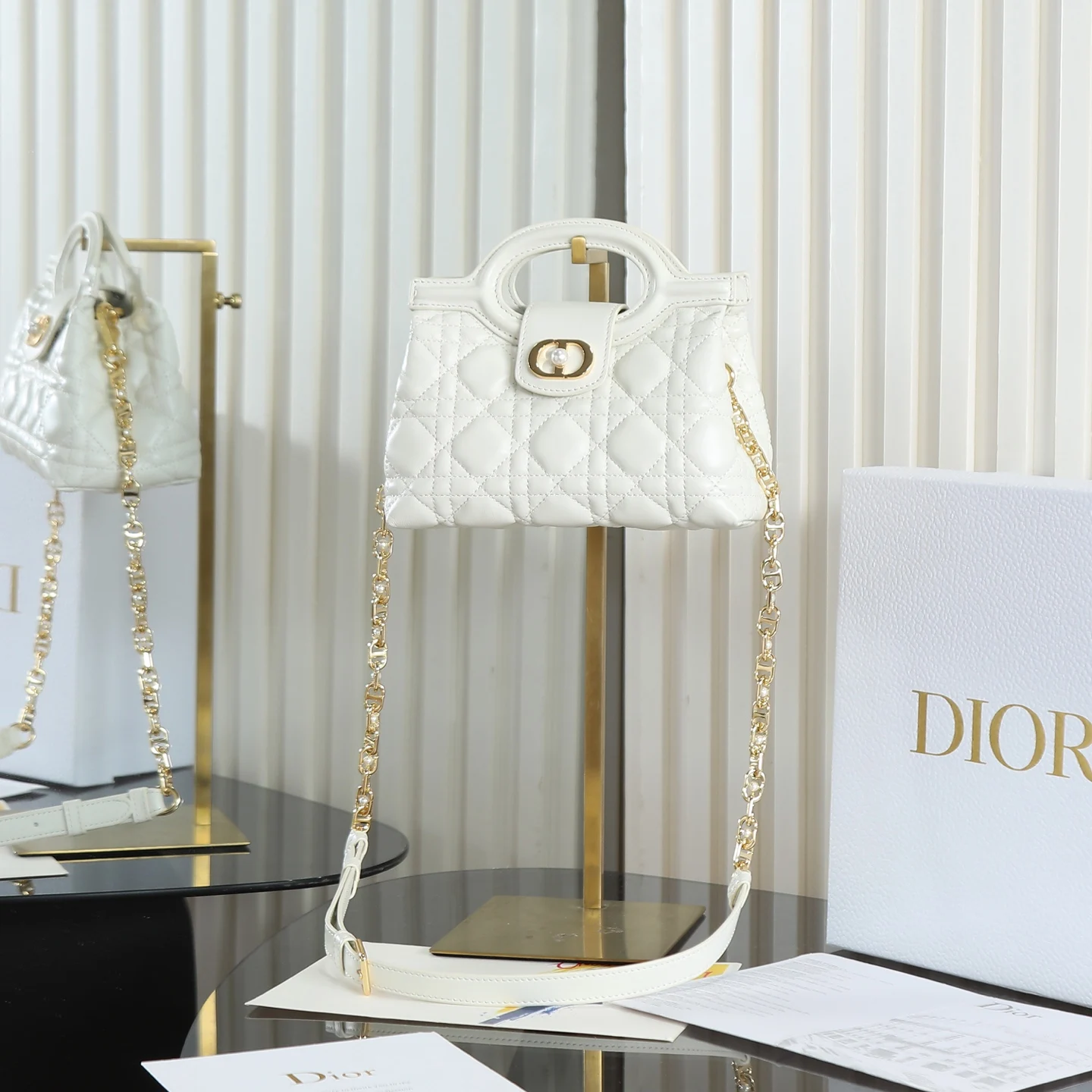 Dior S3123 Early Spring New Chain Handbag Women s Crossbody Bag