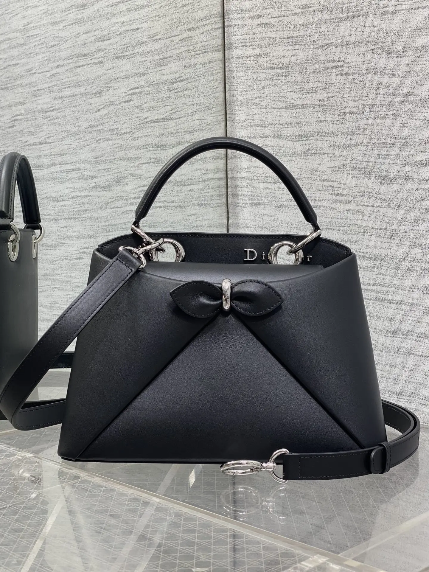 Dior 0737 Latest Bowknot Handbag Women s Crossbody Bag Dior 0737 Latest Bowknot Handbag Women s Crossbody Bag