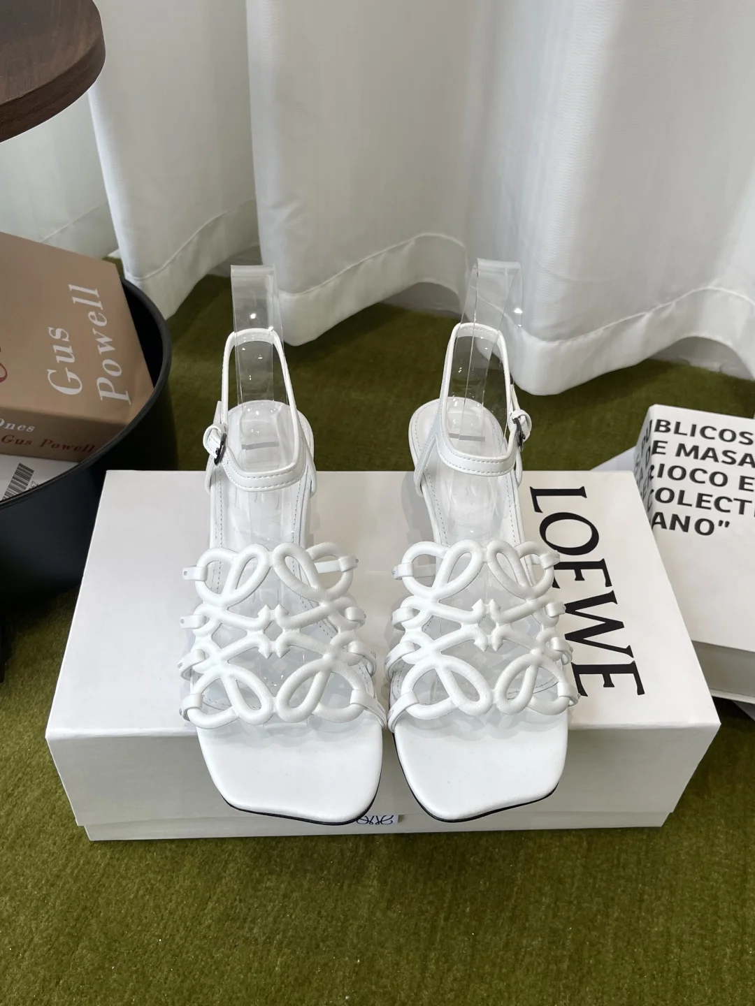 Loewe Retro-style small high-heeled beach sandals women s sandals
