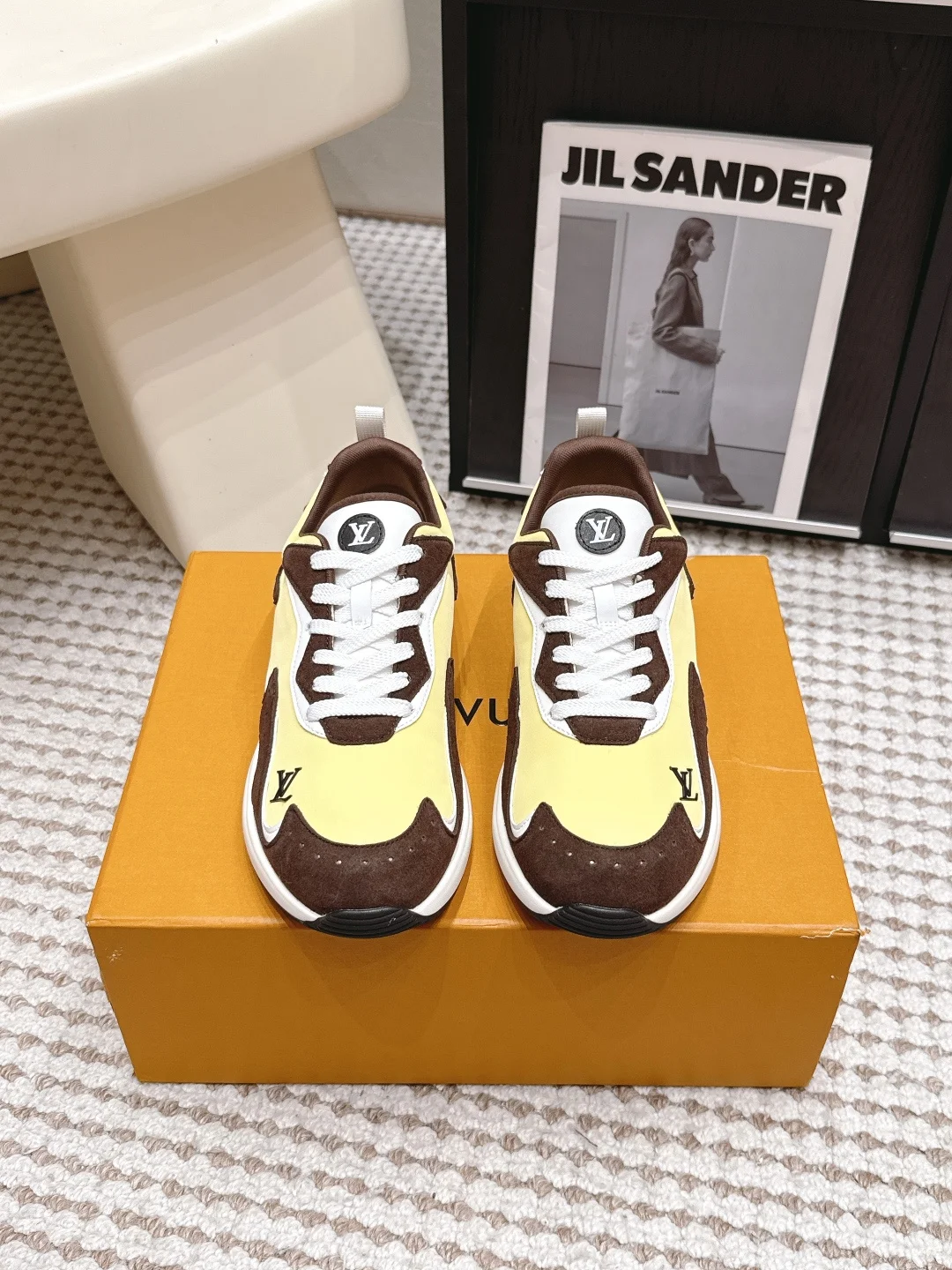 Louis Vuitton High-end suede casual shoes men s sports shoes Louis Vuitton High-end suede casual shoes men s sports shoes