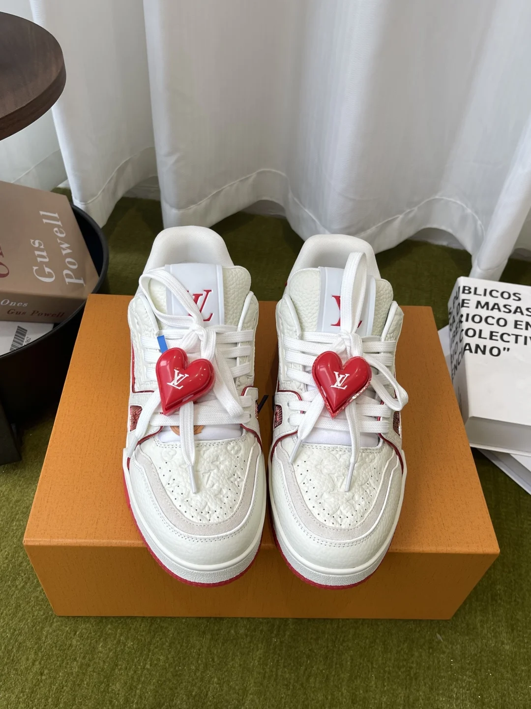 Louis Vuitton Sports shoes, skateboard shoes, couple s sports shoes Louis Vuitton Sports shoes, skateboard shoes, couple s sports shoes