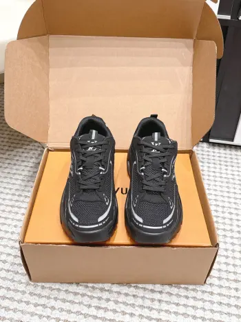 High-end suede casual shoes men s sports shoes Replica Louis Vuitton Mens Sneakers