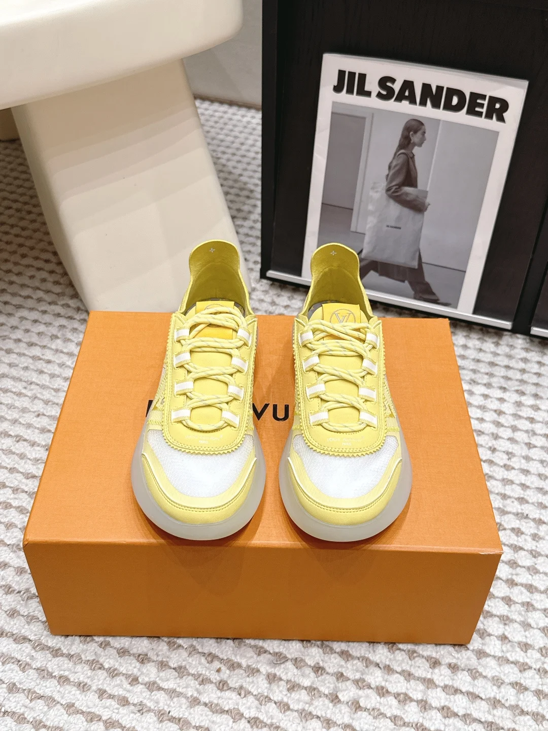 Louis Vuitton Couple s sports shoes Women s sports shoes Louis Vuitton Couple s sports shoes Women s sports shoes