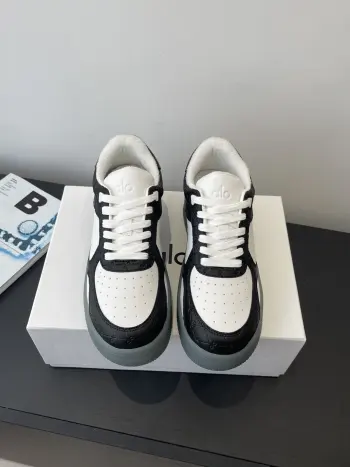 Platform White Sneakers Casual Sports Shoes Women s Sports Shoes Replica alo Womens Sneakers