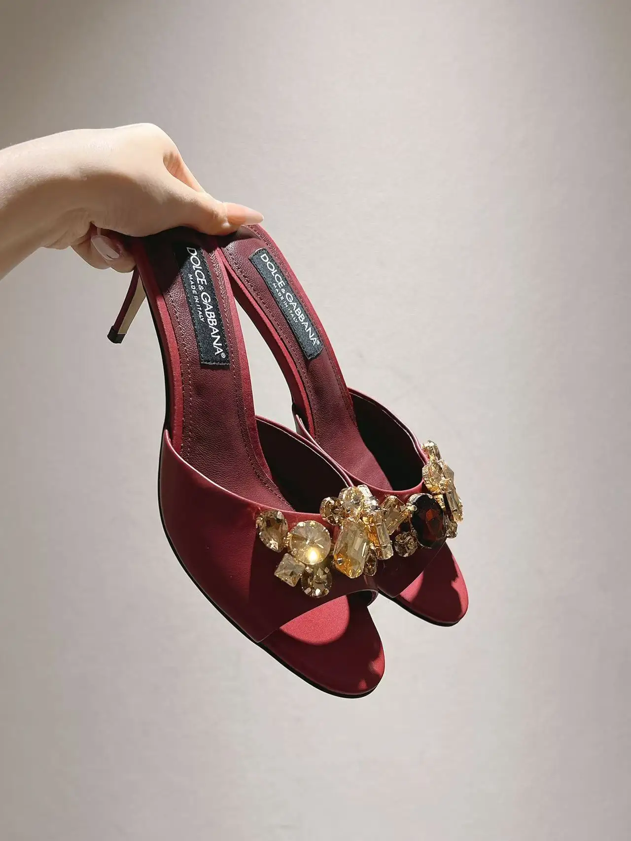 Dolce Gabbana New Original Top Layer Cowhide Fabric Slippers Women s Sandals