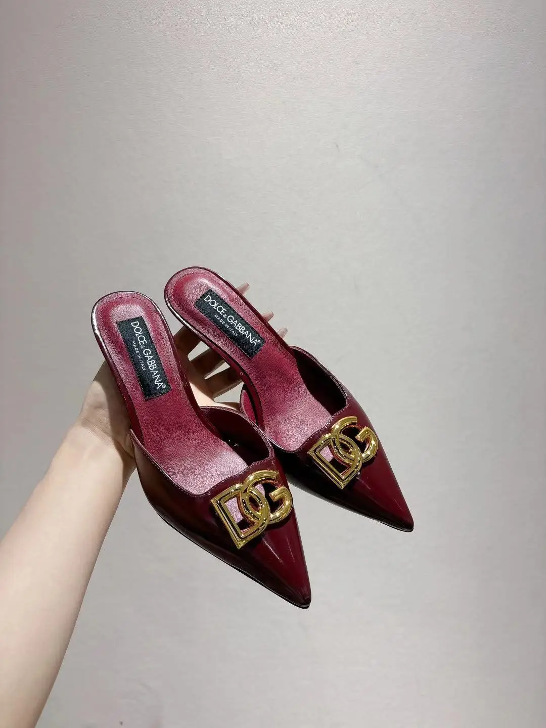 Dolce Gabbana Genuine leather sole shoes women s leather shoes Dolce Gabbana Genuine leather sole shoes women s leather shoes