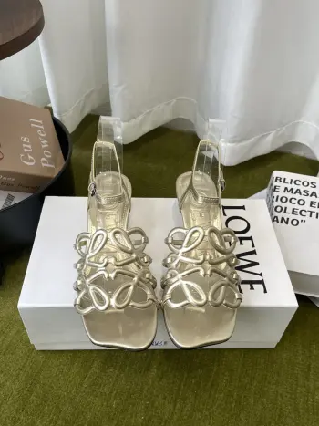 Retro-style small high-heeled beach sandals women s sandals Replica Loewe Womens Sandals and Slides