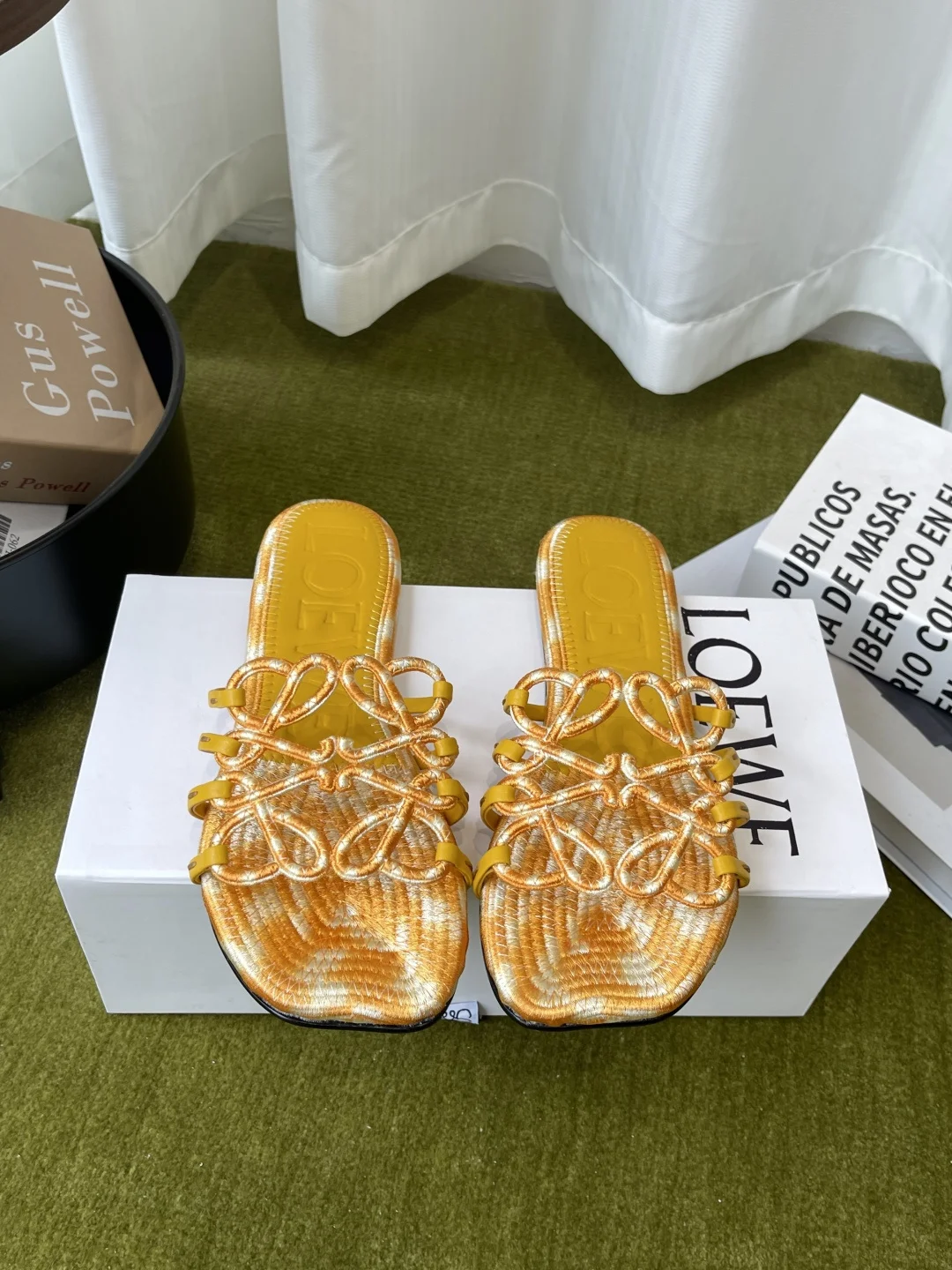 Loewe Spring and Summer New Slippers Women s Slippers Loewe Spring and Summer New Slippers Women s Slippers