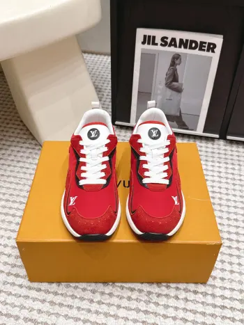 High-end suede casual shoes men s sports shoes Replica Louis Vuitton Mens Sneakers