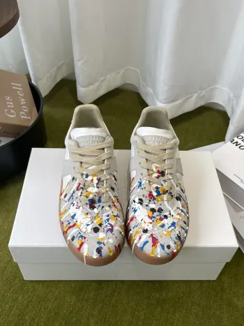 Classic German training shoes, casual sports shoes, couple s sports shoes. Replica Maison Margiela Womens Casual and Sneakers