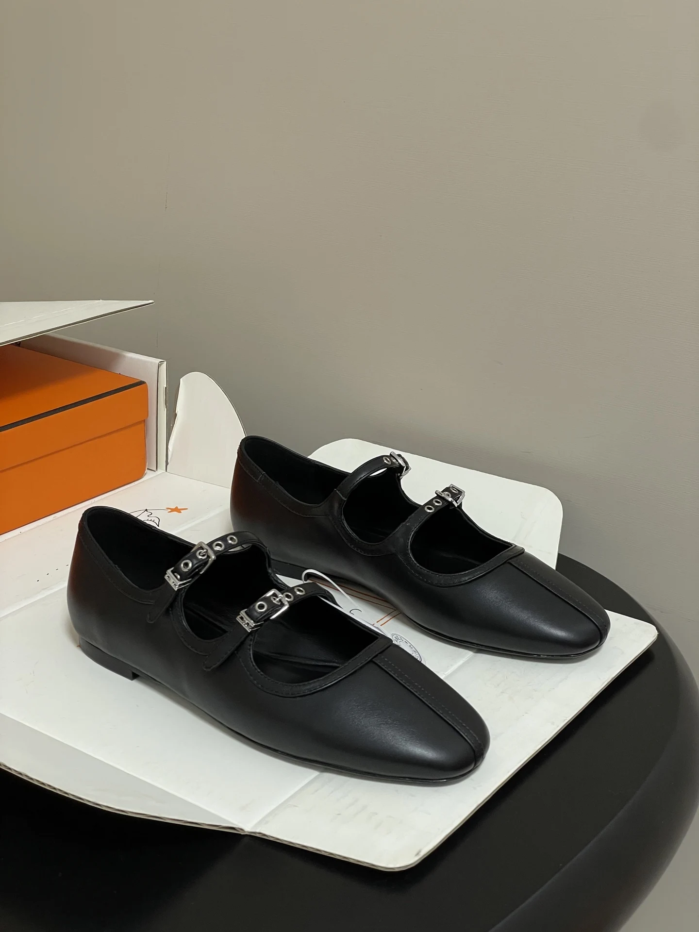 Hermes Ballet shoes Mary Jane flat shoes women s flats Hermes Ballet shoes Mary Jane flat shoes women s flats