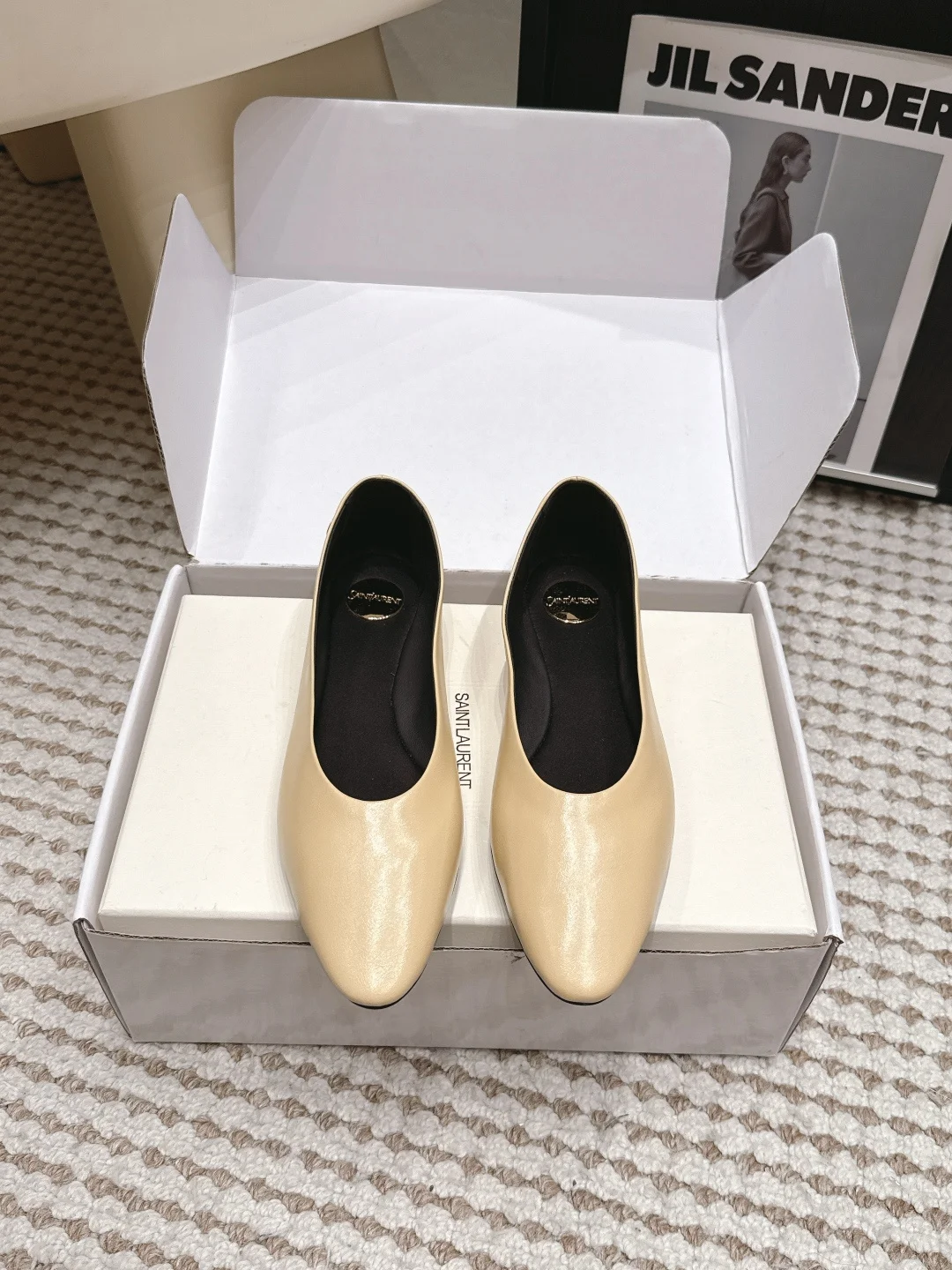 SAINT LAURENT Minimalist design round-toe flat Mary Jane shoes women s flats