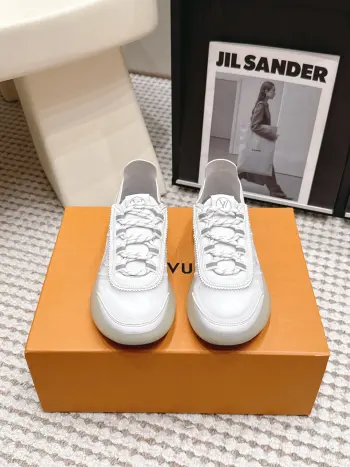 Couple s sports shoes Women s sports shoes Replica Louis Vuitton Womens Sneakers