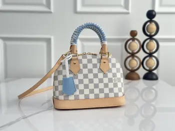 N40902 White Shell Bag Women s Crossbody Bag Replica Louis Vuitton womens bags